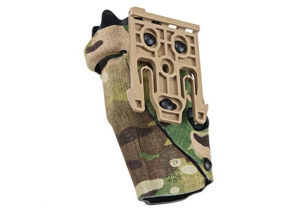 Safariland 6354DO QLS 19 Fork, Tactical Holster, Right Hand, MultiCam, Fits  Glock 17 22 with X300U
