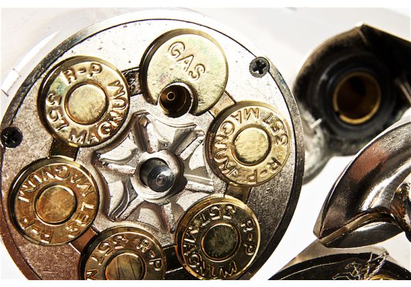 Tanaka Colt Python .357 Magnum R-Model 2.5 Inch Nickel Finish Gas